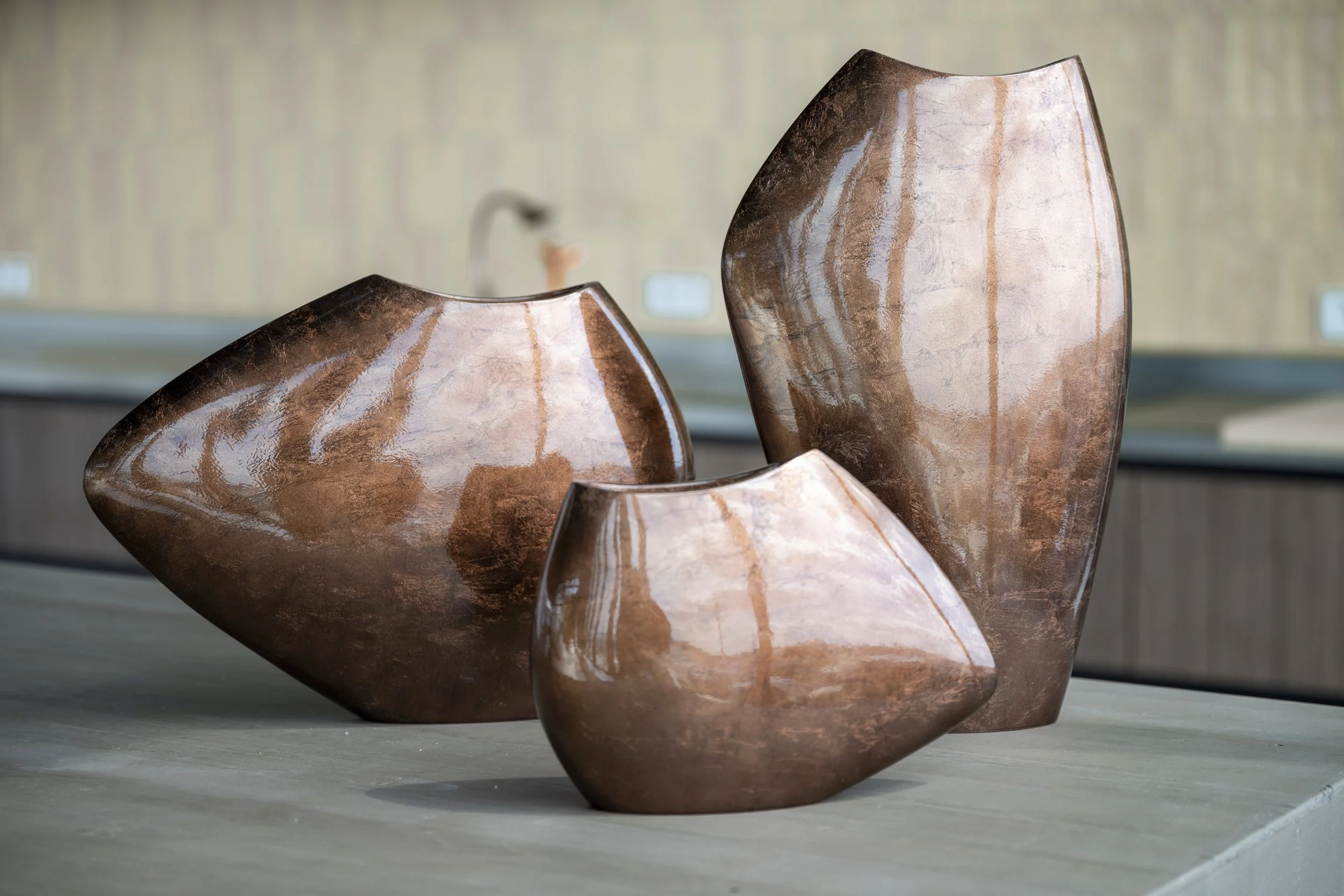DV DESIGN | Unique Sculptures, Vases & Bowls by Robin Jacobs